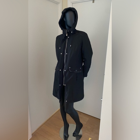 Black Long Water-resistant Fall Jacket - Picture 2 of 10